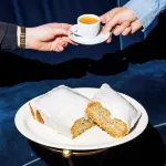 ذا سيرين هوتل، آن آش هوتل - فطور