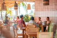 Bambuda Santa Catalina Hotels in Sona