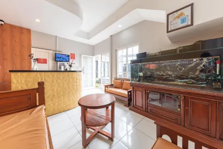 RedDoorz Near Happy Farm Ciwidey