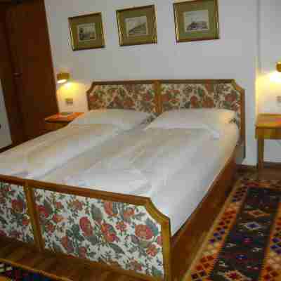 Hotel Villa Emilia Rooms
