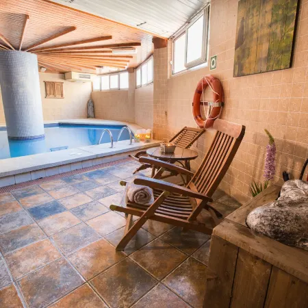 Hotel Alba Seleqtta
