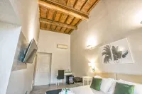 History Suite Hotels near Teatro Argentina