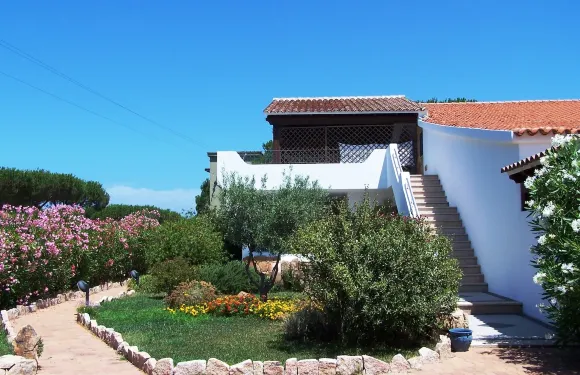 勞格諾多羅俱樂部酒店