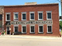 Caldwell Messenger Suites Hotels in Sumner County