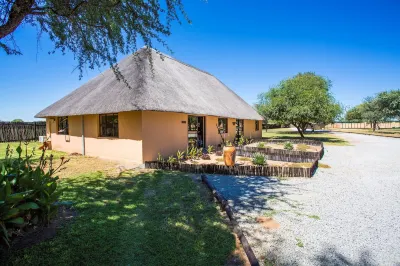 Kayova River Lodge Отели в г. 