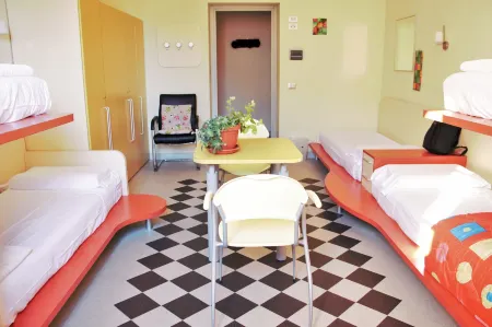 Ostello la Miniera Отели в г. Кьюздино