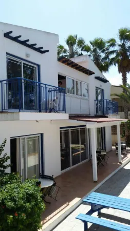 Periyiali Apartments