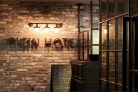 Plein Hotel Hotels in Anyang