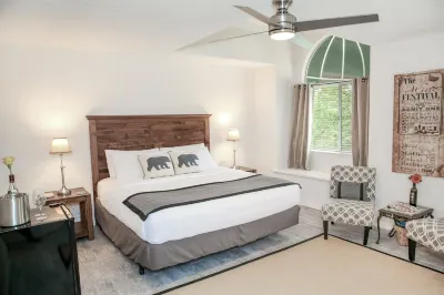 The Eden House Vineyard Hotels in Templeton
