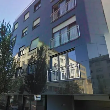 Large Art Deco Flat 100m2 in City Center - Parking