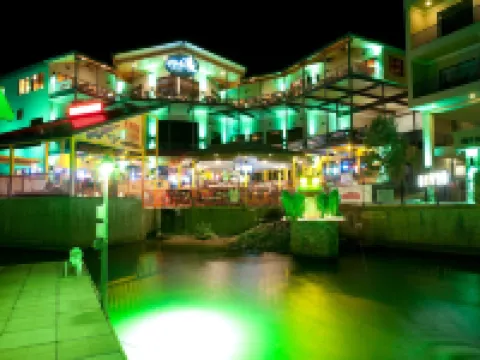 Camden on the Lake Resort Hotels in Pawhuska Township