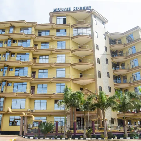 Flomi Hotel