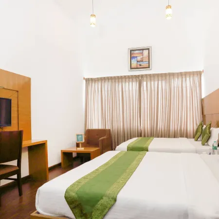 Treebo Skydale Inn & Suites with Mountain View