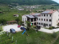 La Casa Vecchia Hotels in Valdobbiadene