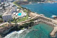 Queens Bay Hotel Hotels in 
