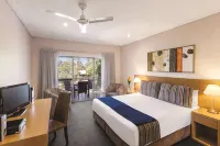 Oaks Broome Hotel - balcony