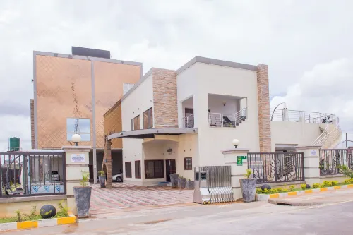 The Crest Lodge Limited - ที่มีสปา