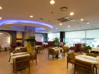 Benikea Daelim Hotel Hotels near Skyroad