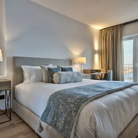 66 Saint Paul's & Spa