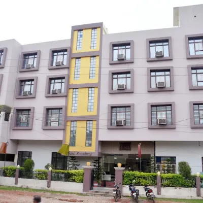 Hotel Nand Residency Hotels near Kasimabad fort