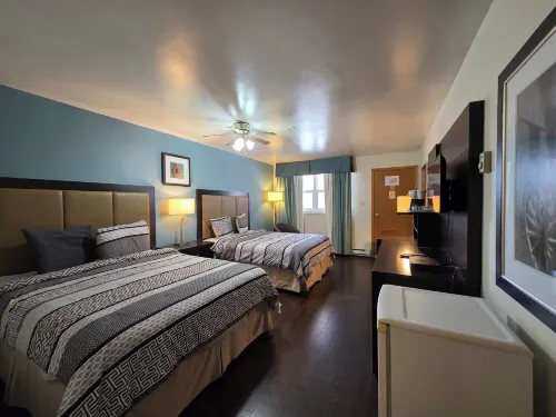 Shenstone Motor Inn and Restaurant Hotels in Wiarton
