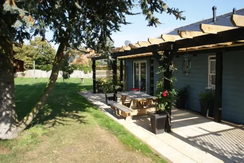Tirah Guest House - Homestays