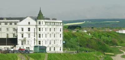Clifton Hotel Hotels near Scarborough North Bay Beach
