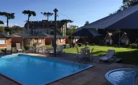Hotel Galo Vermelho - Pools