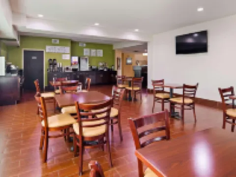 Wingate by Wyndham Macon West I-475 Hotels in Bibb County