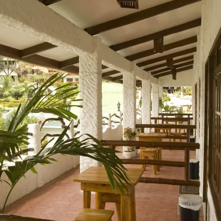 Angelyn's Dive Resort