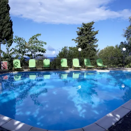 Dafnoudi Hotel Apartments