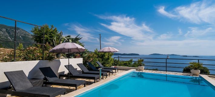 Apartments Villa Made 4U Hotels in Mlini