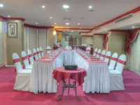 Al Maha Regency Hotel Suites - Managed by Aoudi Consultants โรงแรมใกล้เรนรูม