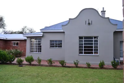 Village Lodge Harrismith Hotel a 