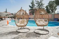 Maltezos Hotel - Pools