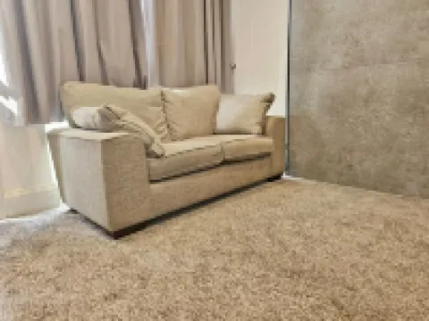 2 Bed House - Sleeps 5 - Garden - Parking - Wifi