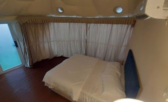 Sunset Desert Safari With Glamping