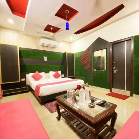 Sk Kathiyawadi Hotel & Restaurant
