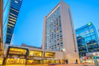 Sandman Signature Edmonton Downtown Hotel Hotels in Едмонтон