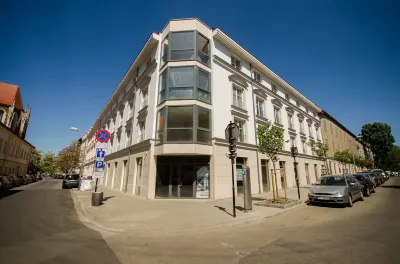 Old Town Premium Apartments โรงแรมใกล้AGH University of Science and Technology