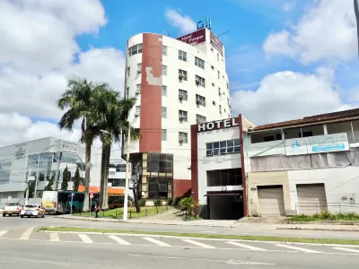 Pouso Alegre Hotel Inn - Próximo a Unimed e Rodoviária Hotel dekat Christ the Redeemer of Pouso Alegre
