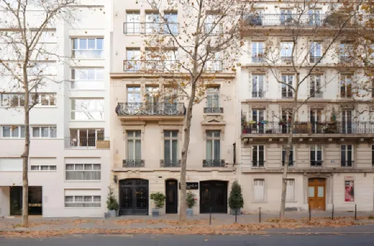 L'Edmond Hotel Parc Monceau Hotel dekat Taman Parc Monceau