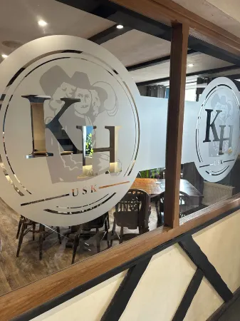 Kings Head Hotel Usk Отели в г. Гетр Фор