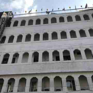 Hotel Avtar at New Delhi Railway Station Hotel Exterior