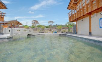 wangkyeong hanoak poolvilla