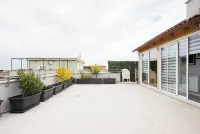 俯瞰錢皮諾羅馬的頂層公寓 - Wi-Fi