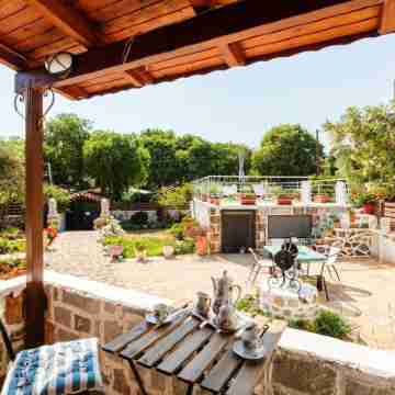 Mani's Garden Paradise - Elia Secluded Retreat Hotel Exterior