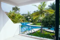 Gorillas Lake Kivu Hotel - Pools