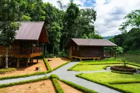 Kandy Cabana Hotel di Gampola / Gelioya