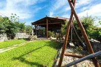 Villa Eleftheria -  Ferienhäuser